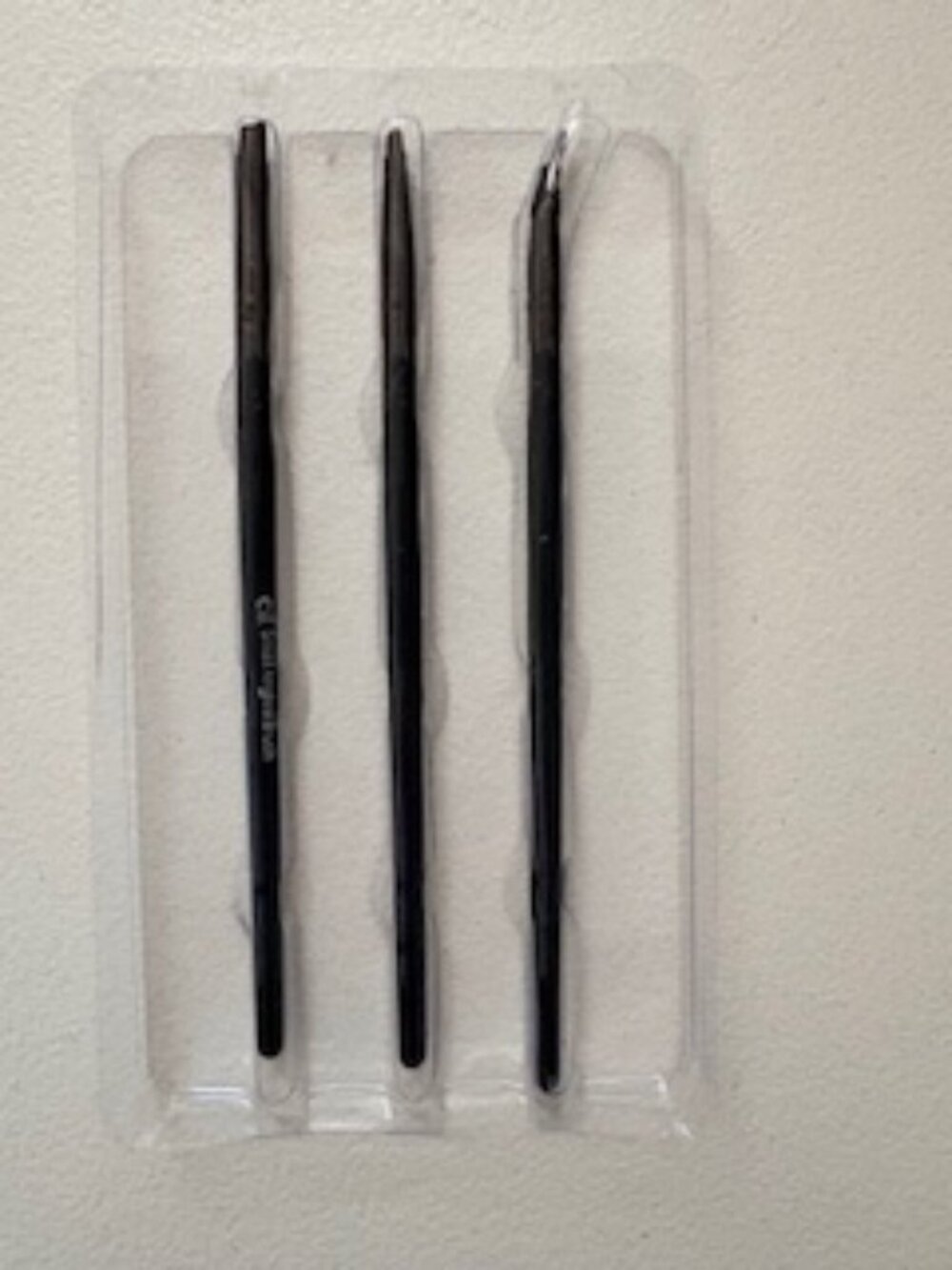 Elf Define Your Eyes Set of Three Eye Make Up Brushes - NEW IN BOX - Picture 3 of 3